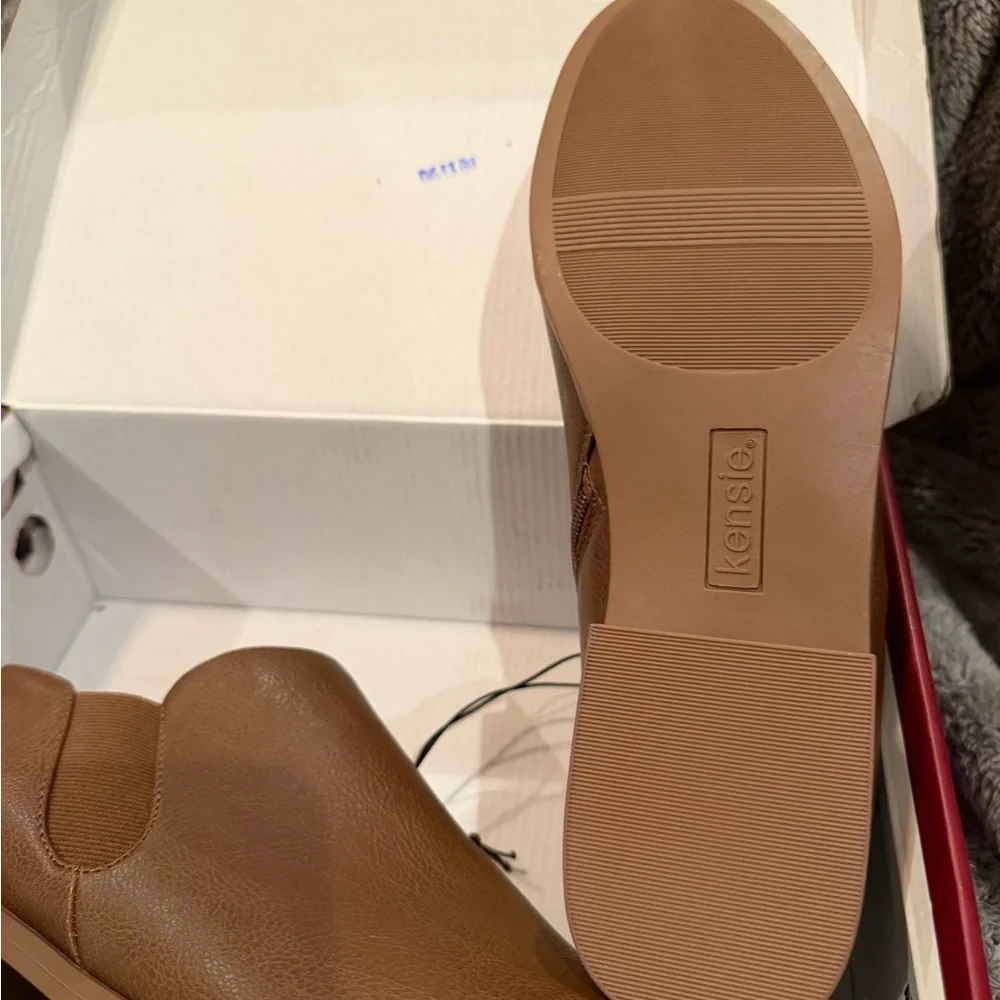 NWT Kensie Tan Leather Women’s Boots